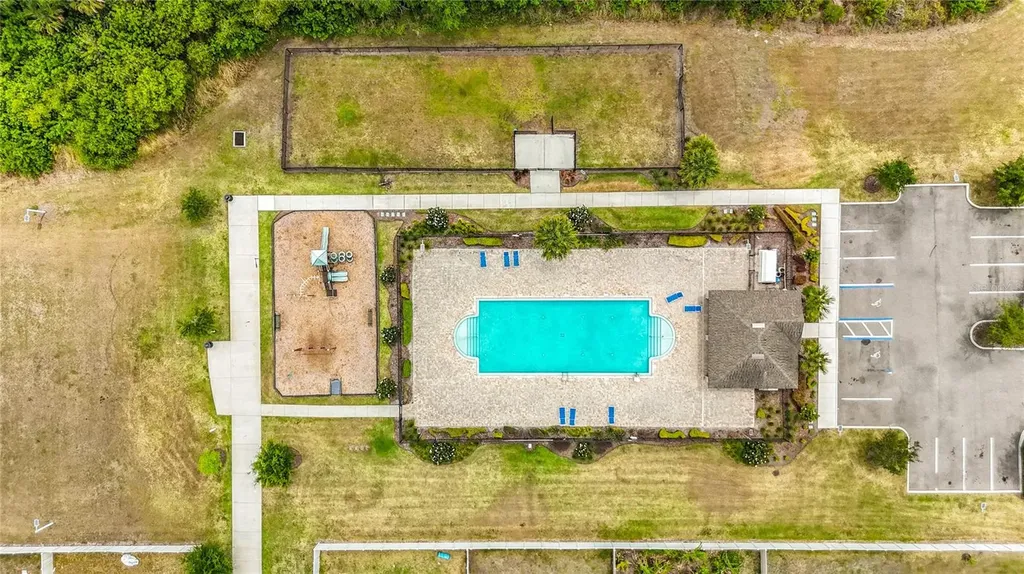 1717 Chatham Green Circle Ruskin FL 33570