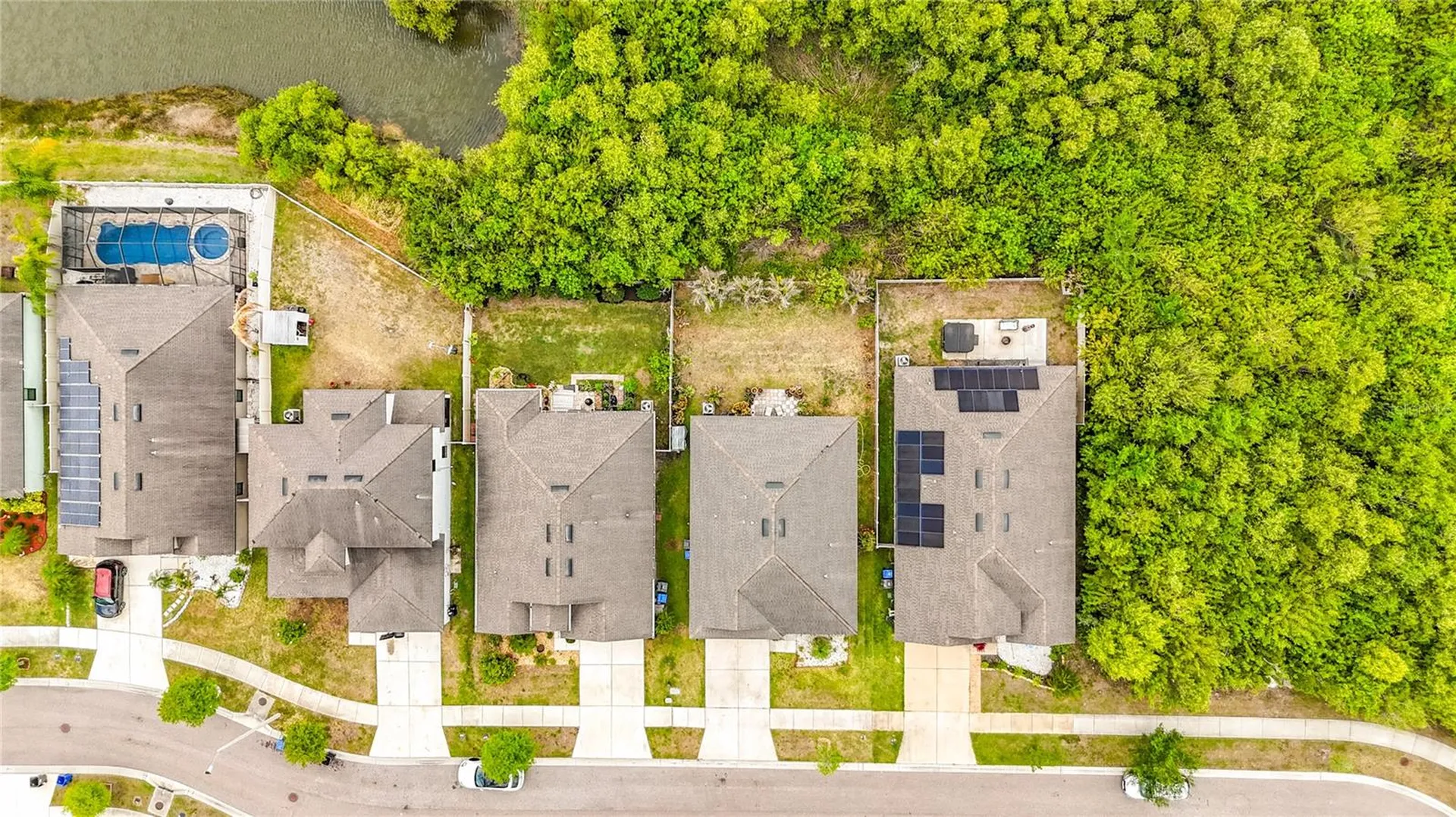 1717 Chatham Green Circle Ruskin FL 33570
