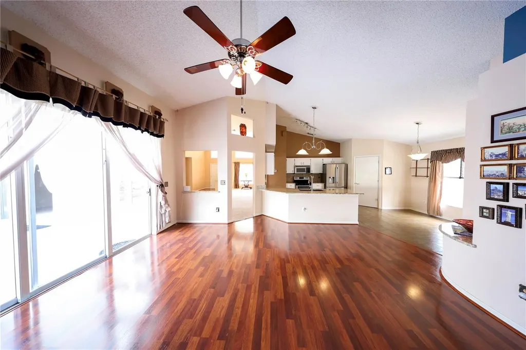 2943 Paddington Way Kissimmee FL 34747