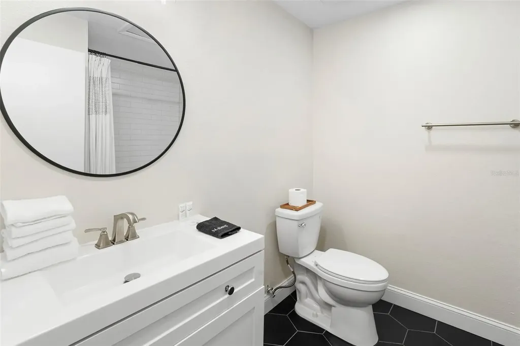 4520 Lake Gem Circle Orlando FL 32806