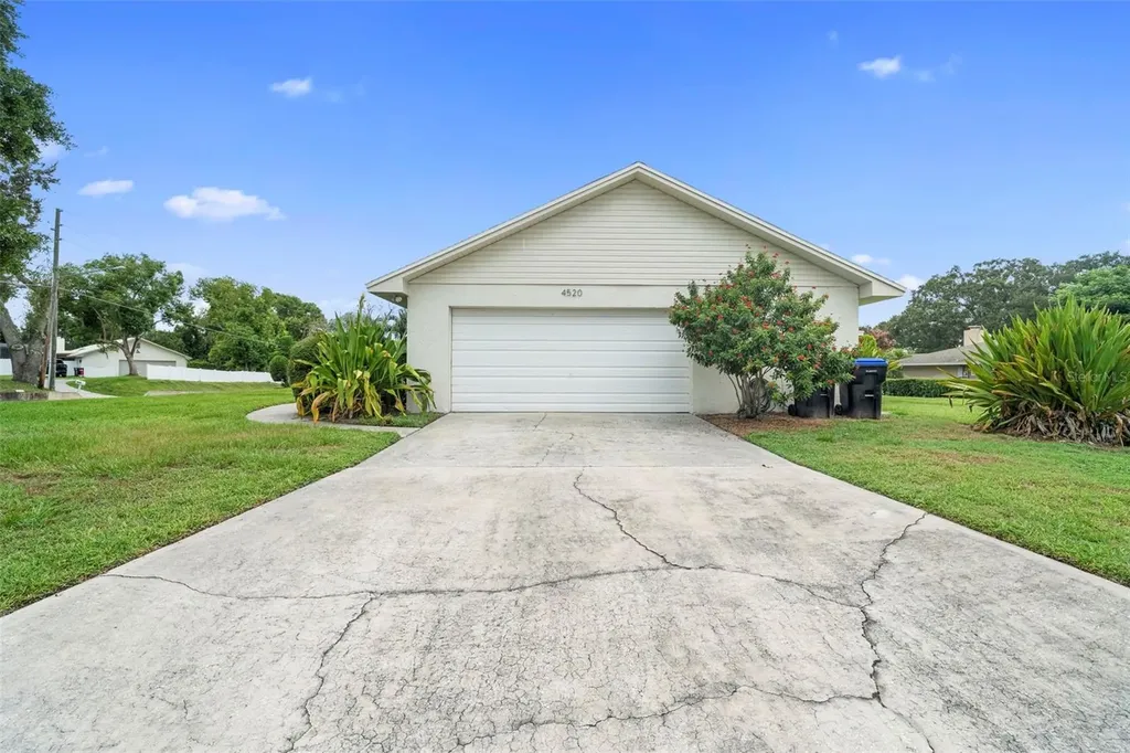 4520 Lake Gem Circle Orlando FL 32806