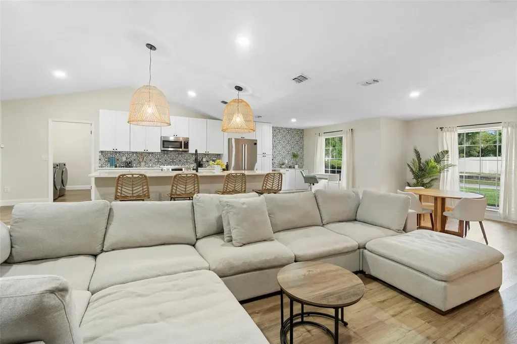4520 Lake Gem Circle Orlando FL 32806
