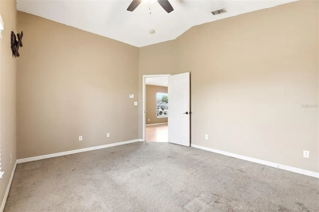 8865 Lambert Lane Orlando FL 32825
