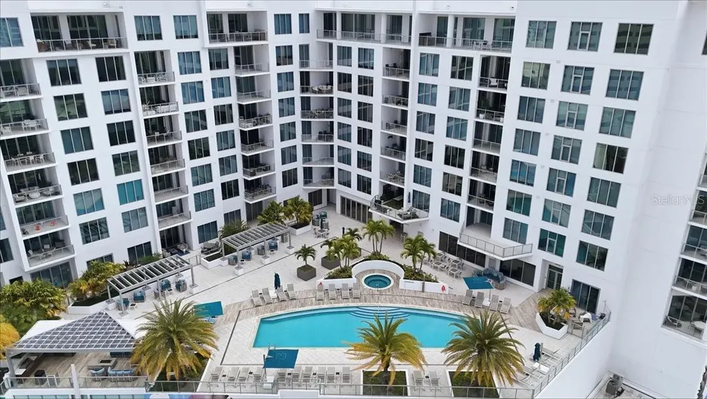 111 S Pineapple Avenue Sarasota FL 34236