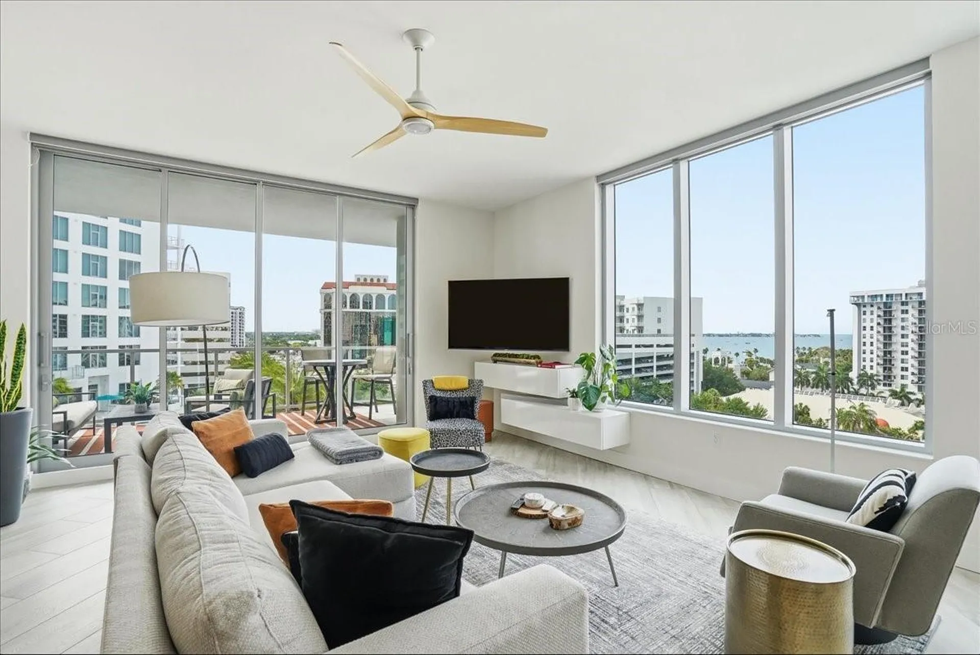 111 S Pineapple Avenue Sarasota FL 34236