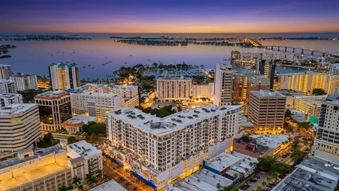 111 S Pineapple Avenue Sarasota FL 34236