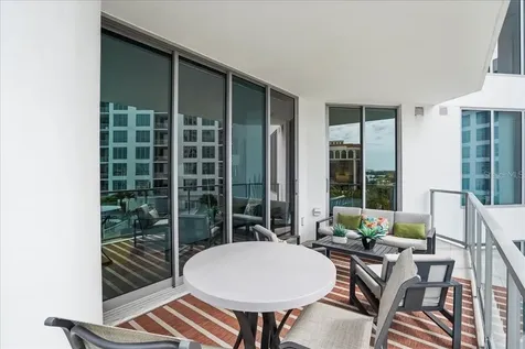 111 S Pineapple Avenue Sarasota FL 34236