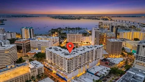 111 S Pineapple Avenue Sarasota FL 34236