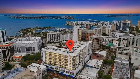 111 S Pineapple Avenue Sarasota FL 34236
