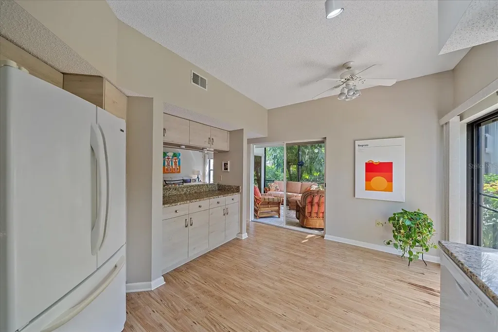 1612 Starling Drive Sarasota FL 34231