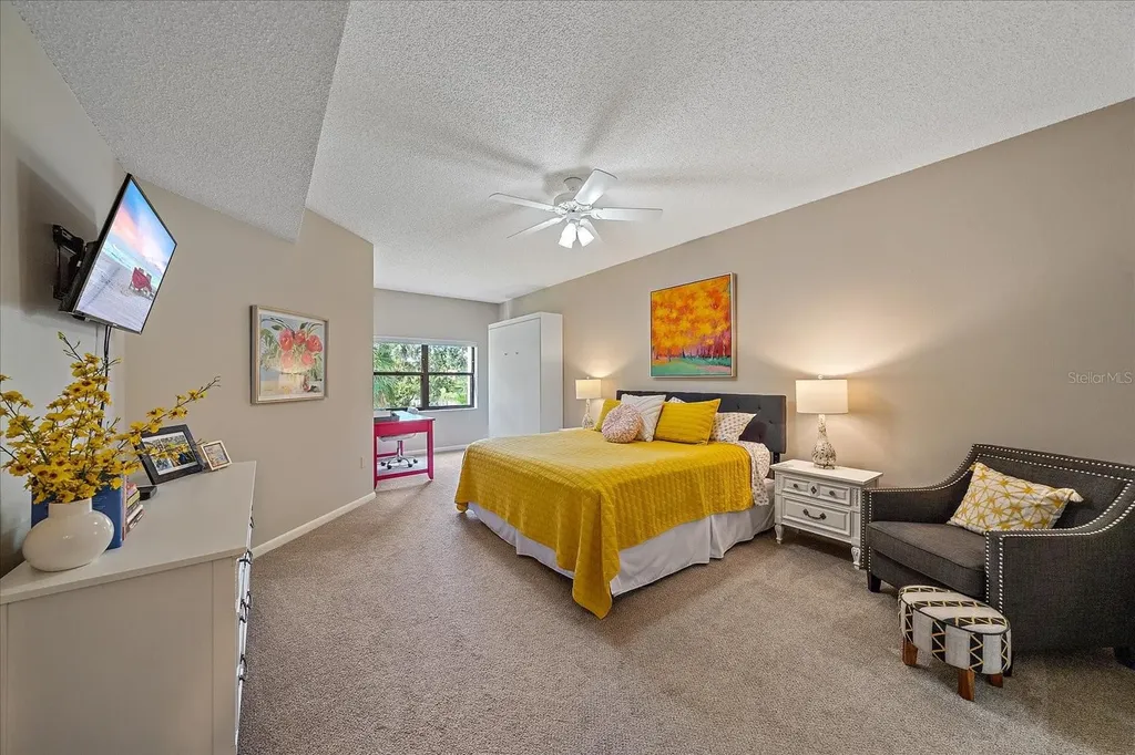 1612 Starling Drive Sarasota FL 34231