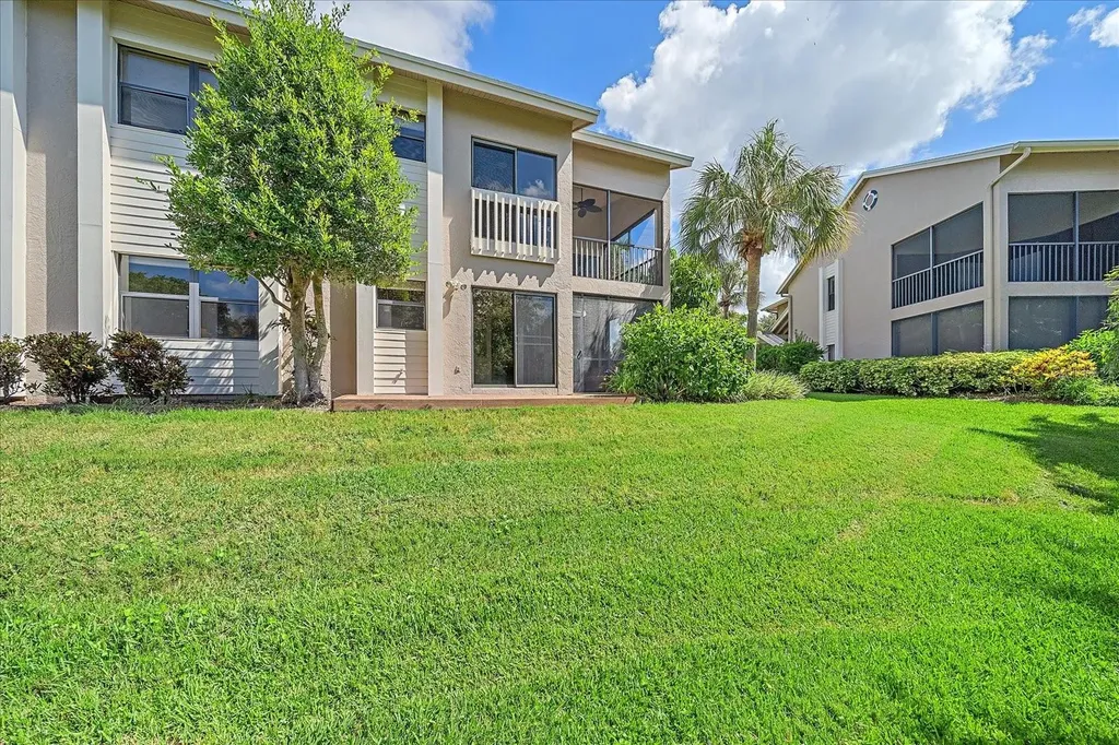 1612 Starling Drive Sarasota FL 34231