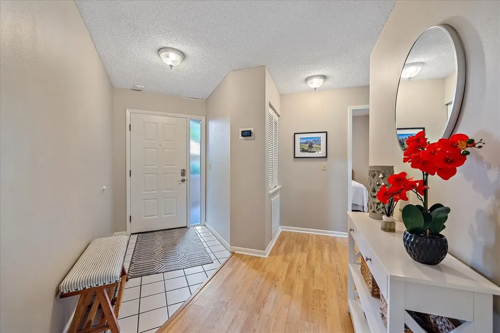 1612 Starling Drive Sarasota FL 34231