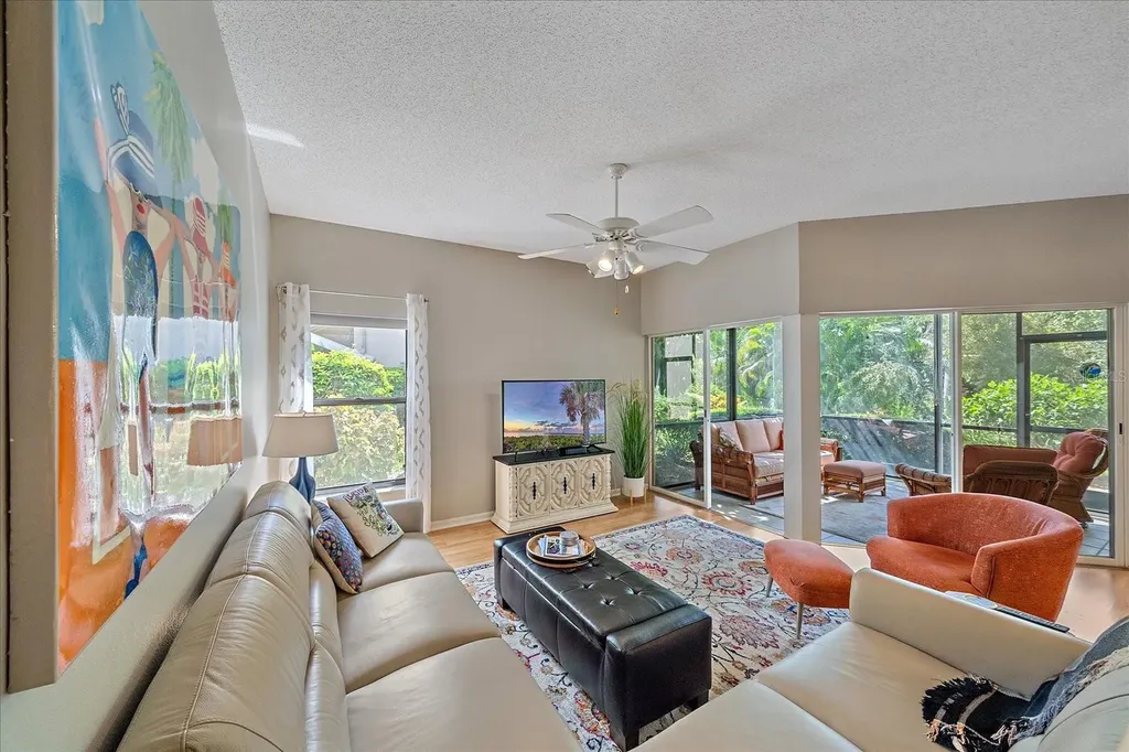 1612 Starling Drive Sarasota FL 34231