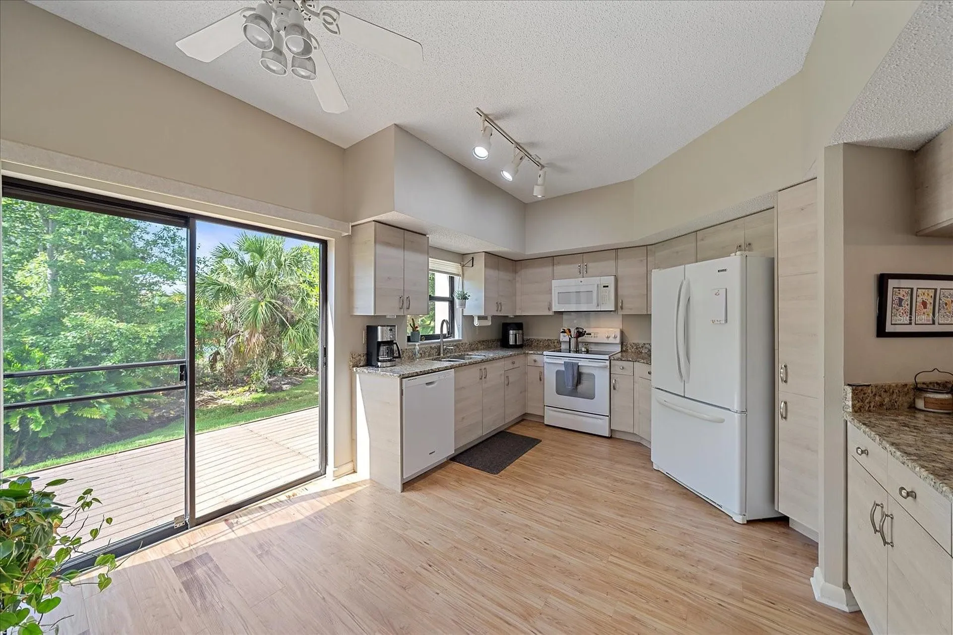 1612 Starling Drive Sarasota FL 34231