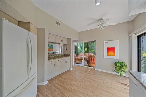 1612 Starling Drive Sarasota FL 34231