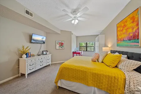 1612 Starling Drive Sarasota FL 34231