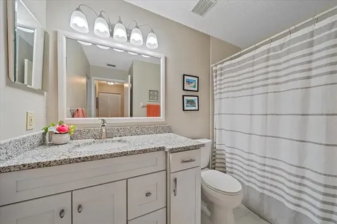 1612 Starling Drive Sarasota FL 34231