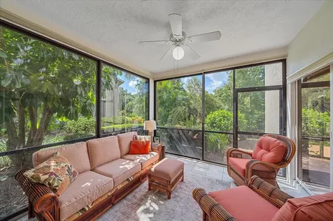 1612 Starling Drive Sarasota FL 34231