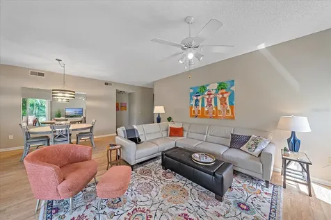 1612 Starling Drive Sarasota FL 34231
