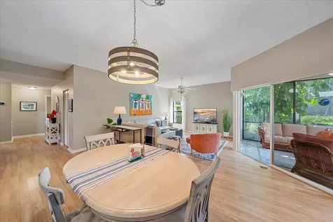 1612 Starling Drive Sarasota FL 34231