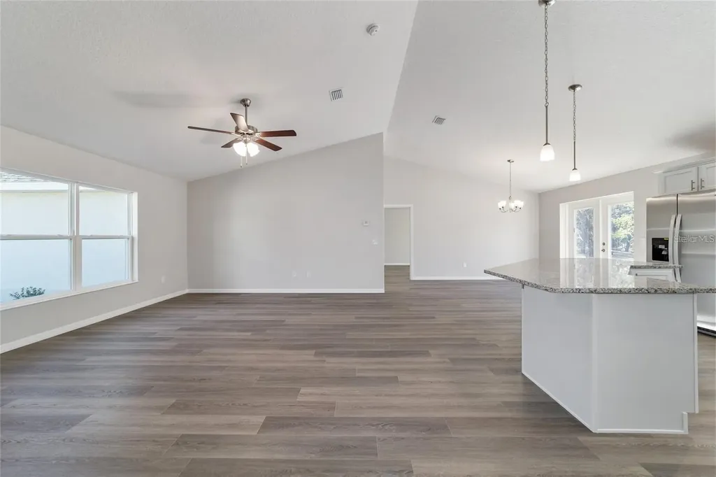 6411 SW 204 Avenue Dunnellon FL 34431