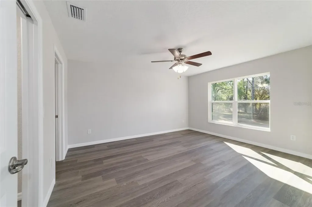 6411 SW 204 Avenue Dunnellon FL 34431