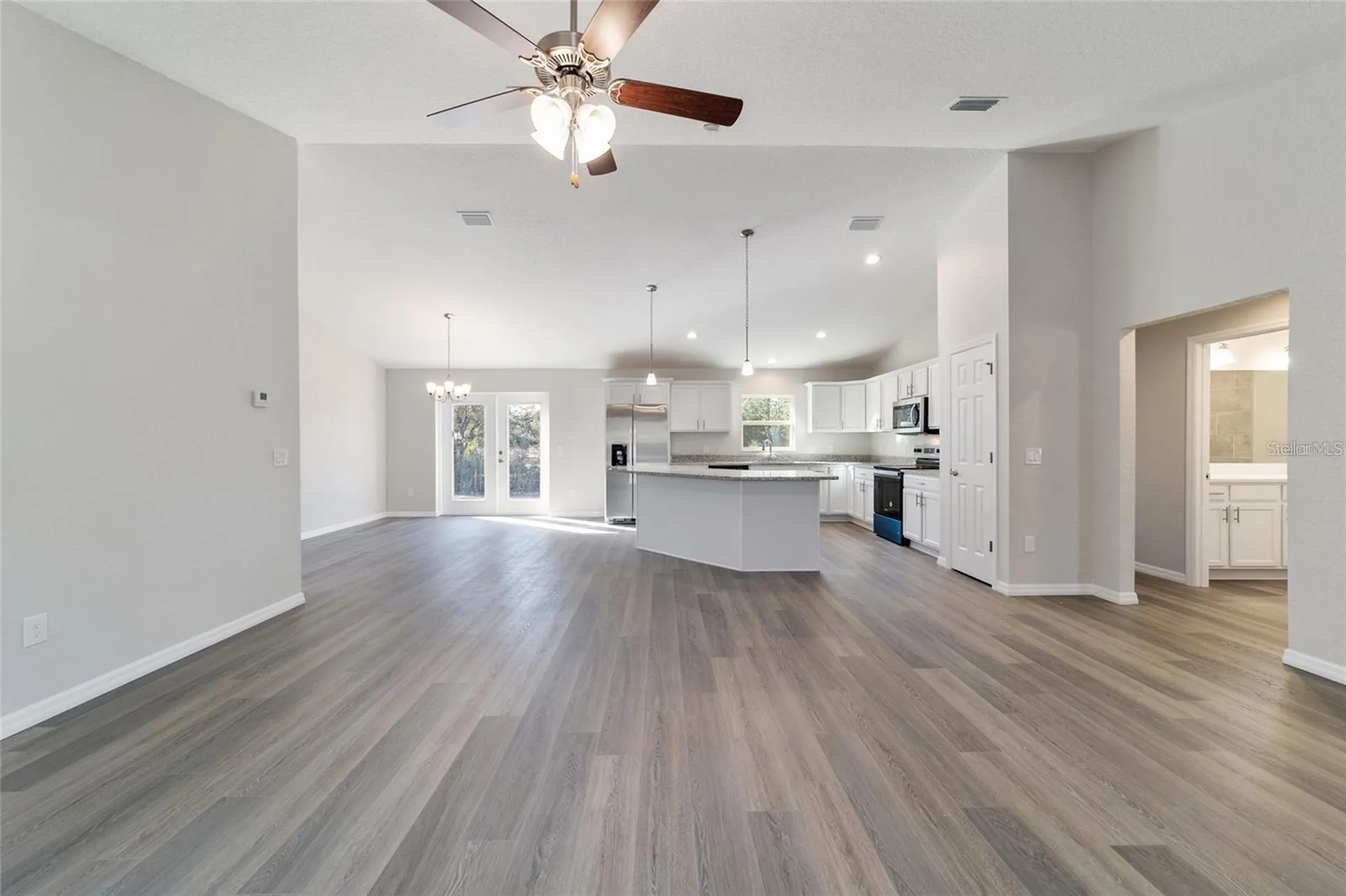 6411 SW 204 Avenue Dunnellon FL 34431