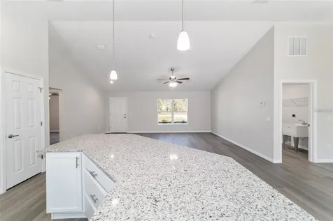 6411 SW 204 Avenue Dunnellon FL 34431