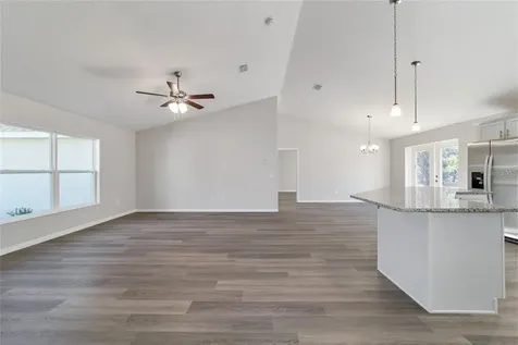 6411 SW 204 Avenue Dunnellon FL 34431