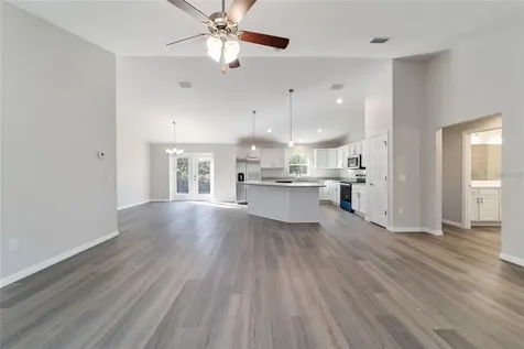 6411 SW 204 Avenue Dunnellon FL 34431