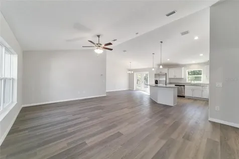 6411 SW 204 Avenue Dunnellon FL 34431