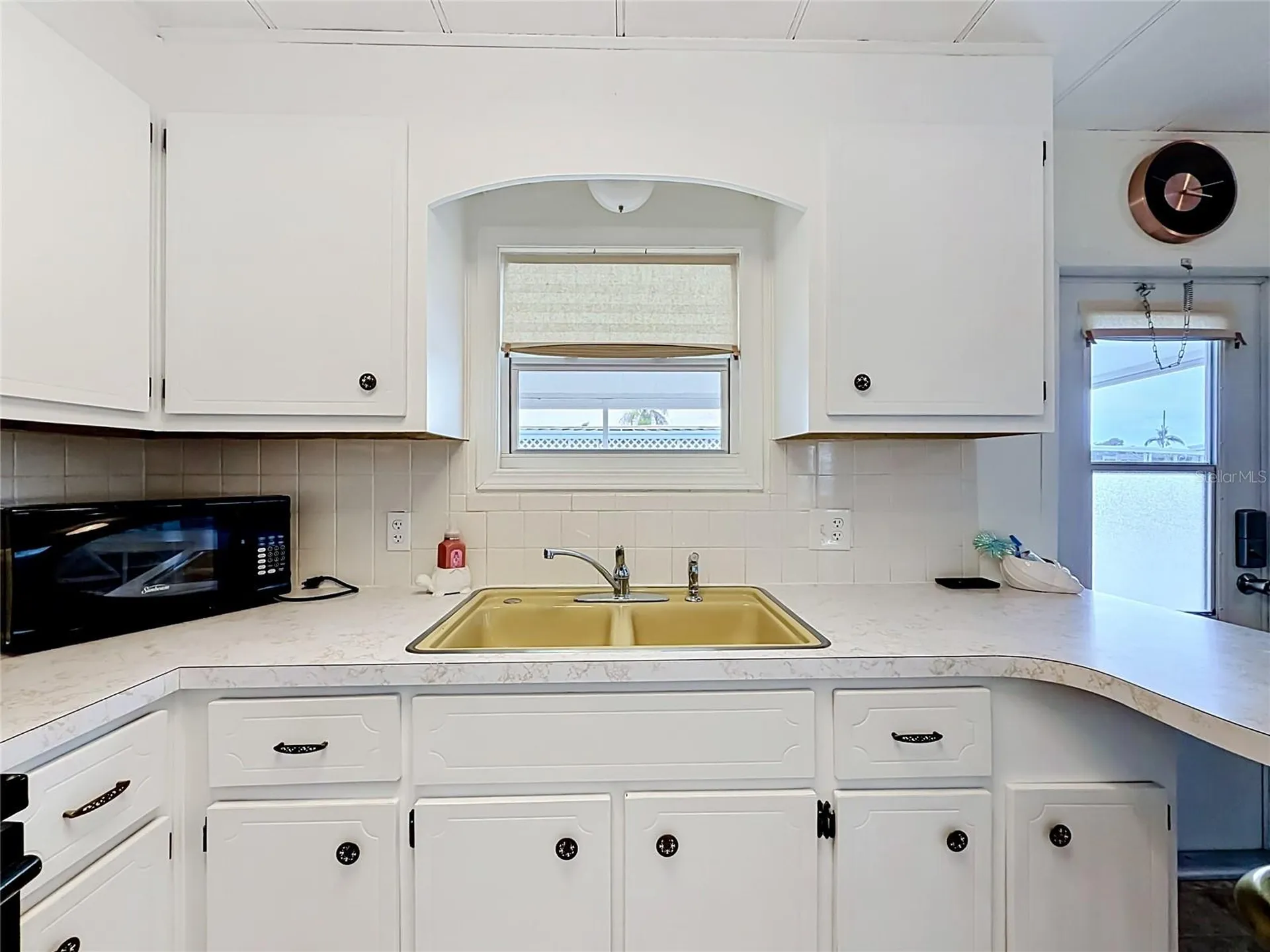 10193 N Lake Drive Largo FL 33773