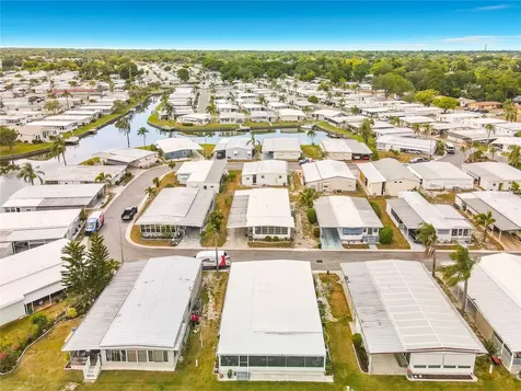 10193 N Lake Drive Largo FL 33773