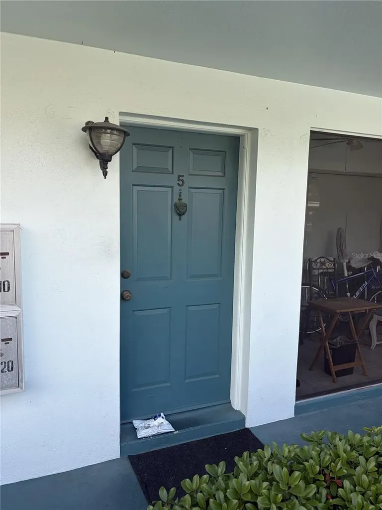 1485 Lakeview Road Clearwater FL 33756