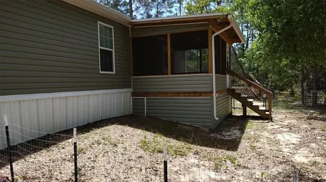 105 Slipper Way Hawthorne FL 32640