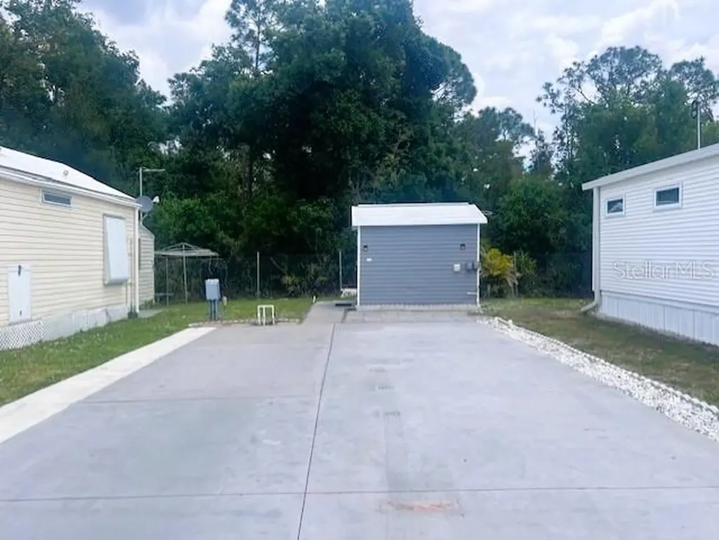 1723 E Manatee Loop Punta Gorda FL 33950