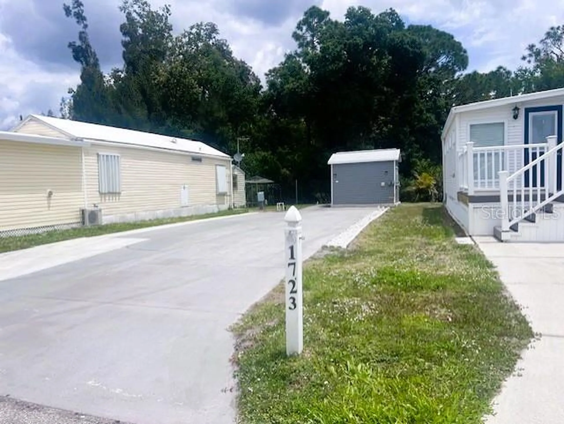 1723 E Manatee Loop Punta Gorda FL 33950