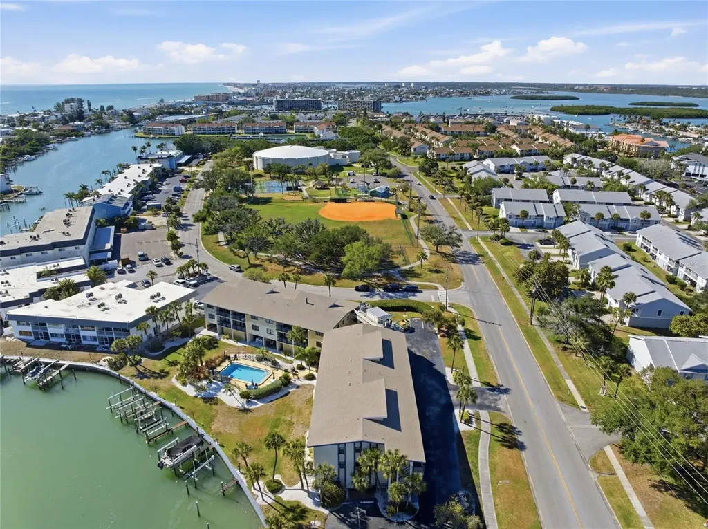 11650 Capri Circle S Treasure Island FL 33706