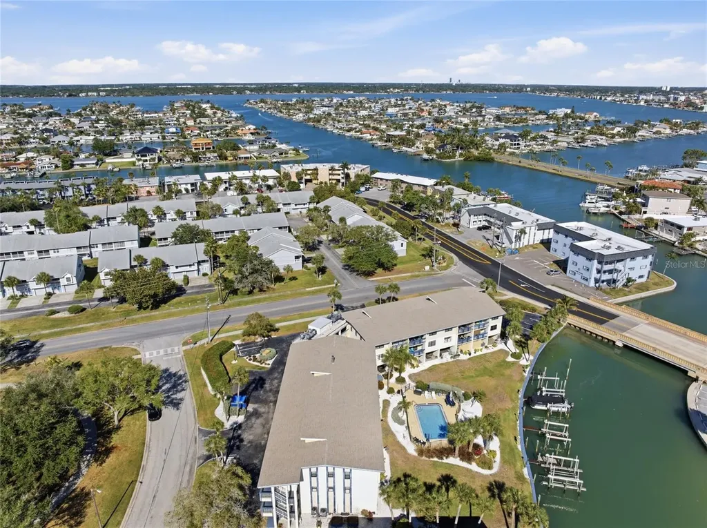 11650 Capri Circle S Treasure Island FL 33706