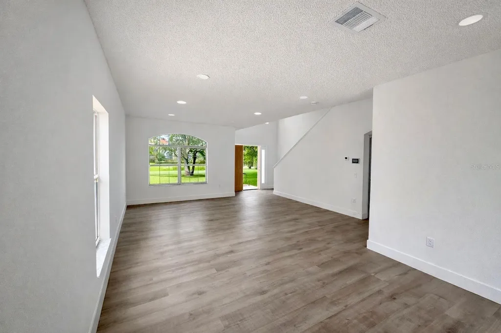 563 Bristol Circle Kissimmee FL 34758