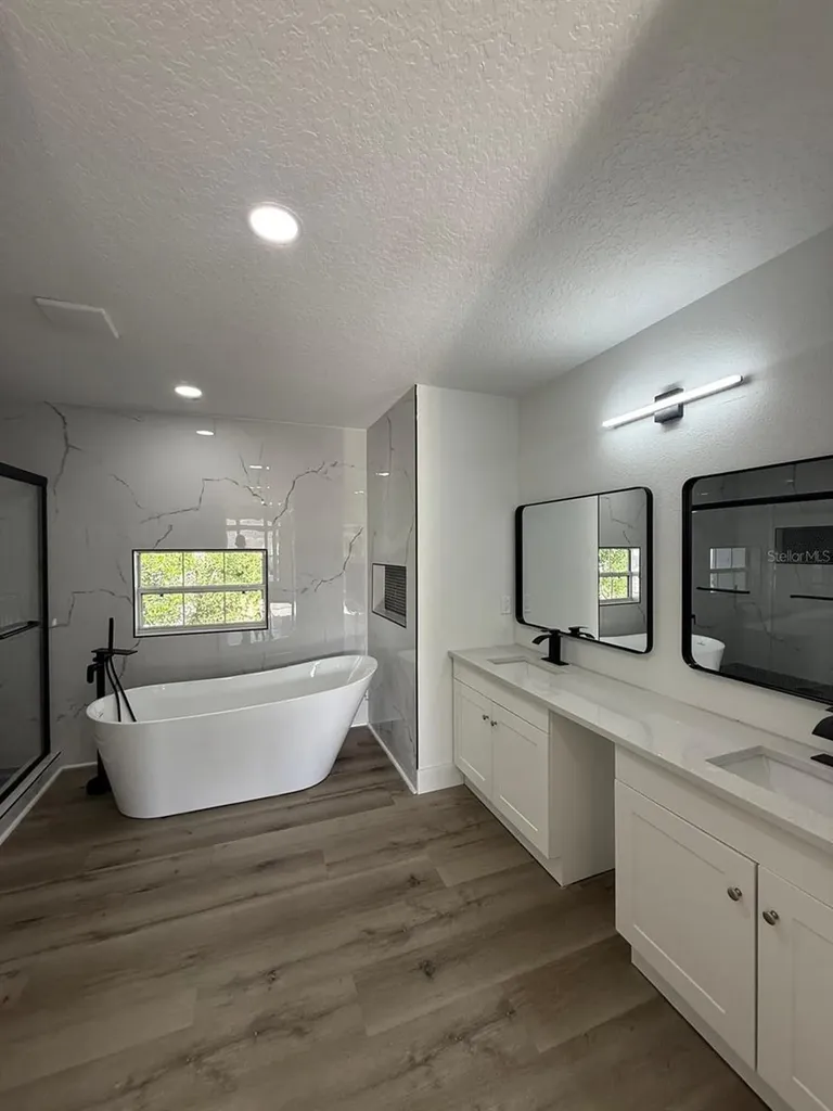 563 Bristol Circle Kissimmee FL 34758