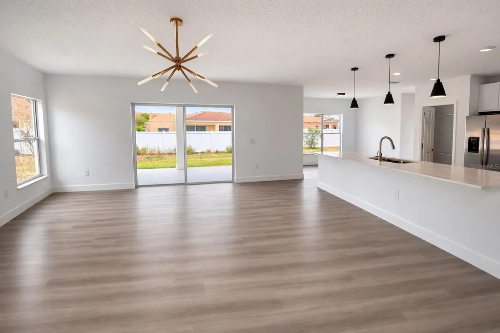 563 Bristol Circle Kissimmee FL 34758