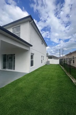 563 Bristol Circle Kissimmee FL 34758