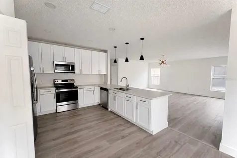 563 Bristol Circle Kissimmee FL 34758
