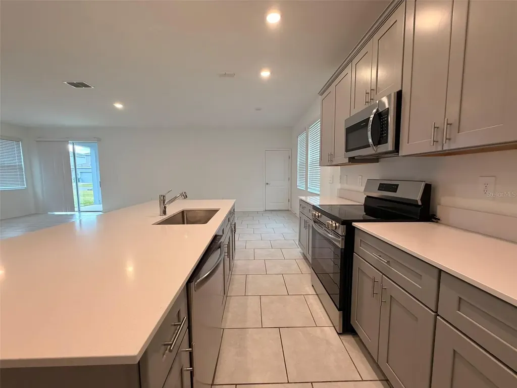 2165 Sweet Honey Lane Apopka FL 32712