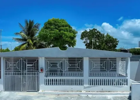 2864 Paseo Aurea Toa Baja PR 00949