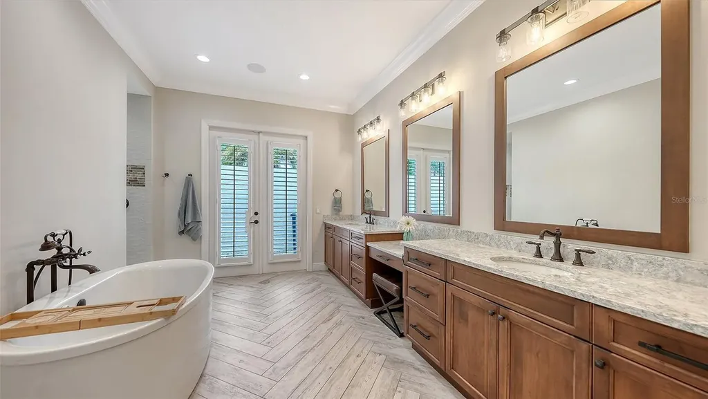 10790 Leafwing Drive Sarasota FL 34241