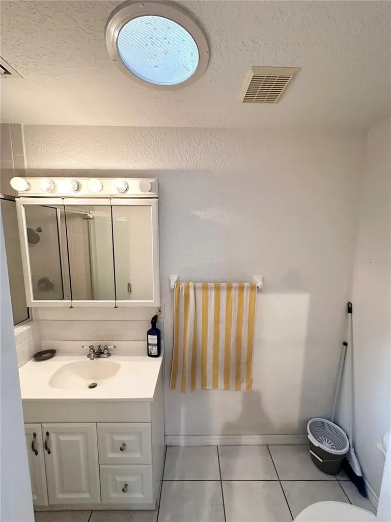 26 Woodbury Drive Palm Coast FL 32164