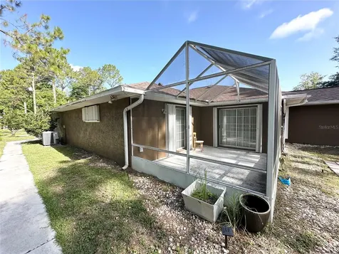 26 Woodbury Drive Palm Coast FL 32164